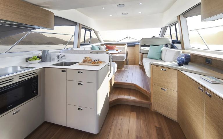 Princess F45 (14.15 m, 2024) à vendre (3)