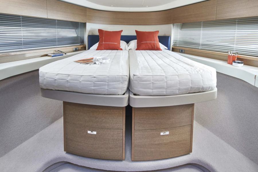 Princess F45 (14.15 m, 2024) à vendre (8)