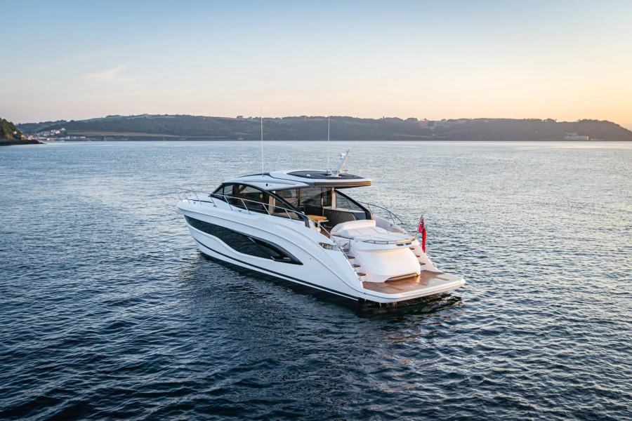 Princess V55 (17.81 m, New) for Sale (2)