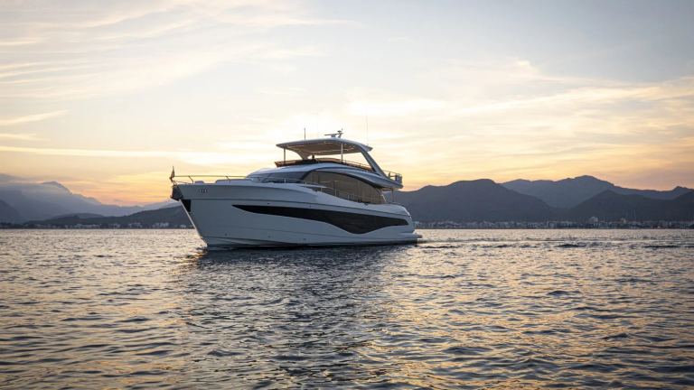 Princess Y80 (25.5 m, 2024) in vendita (3)