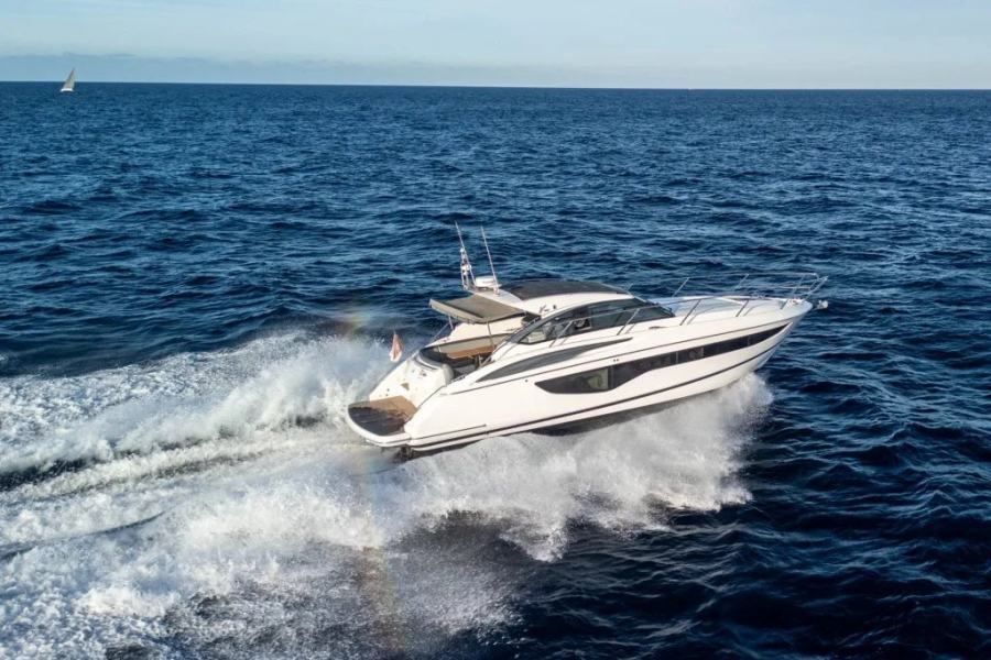 Princess V40 (12.98 m, 2021) à vendre à La Valette, Malte (2)