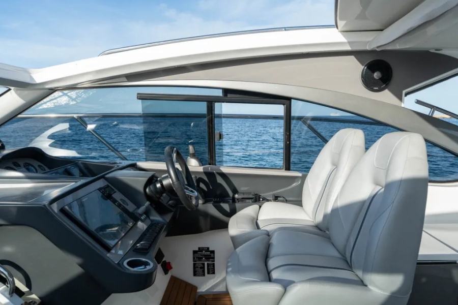 Princess V40 (12.98 m, 2021) à vendre à La Valette, Malte (16)