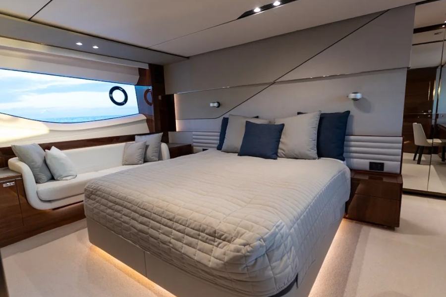 Princess S78 (24.66 m, 2021) for Sale in France (21)