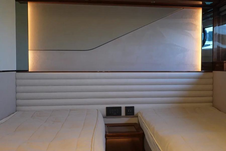 Princess S78 (24.66 m, 2021) for Sale in France (36)
