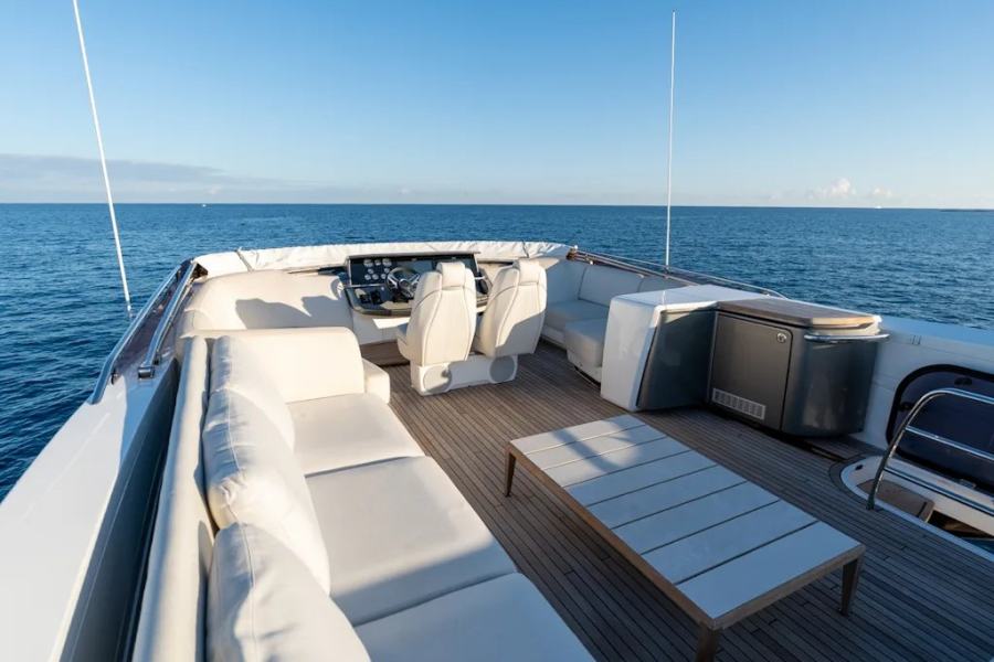 Princess S78 (24.66 m, 2021) for Sale in France (42)