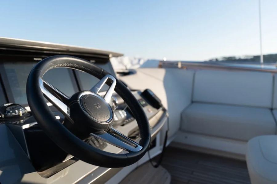 Princess S78 (24.66 m, 2021) for Sale in France (45)