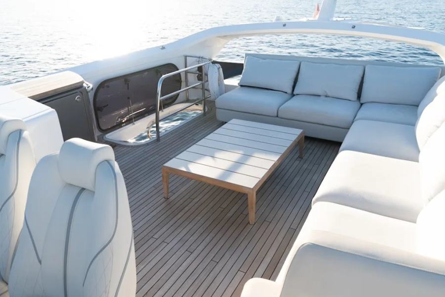 Princess S78 (24.66 m, 2021) for Sale in France (46)