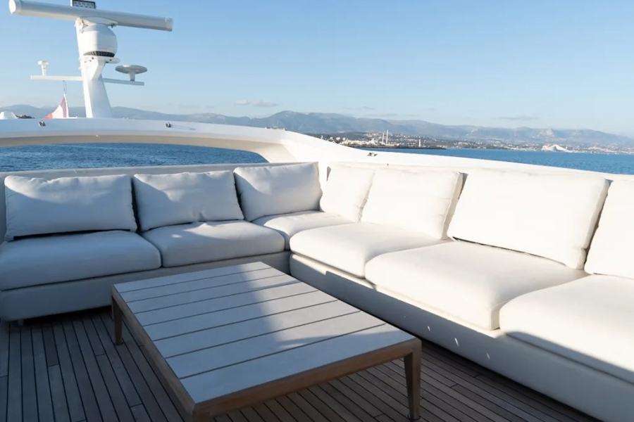 Princess S78 (24.66 m, 2021) for Sale in France (47)