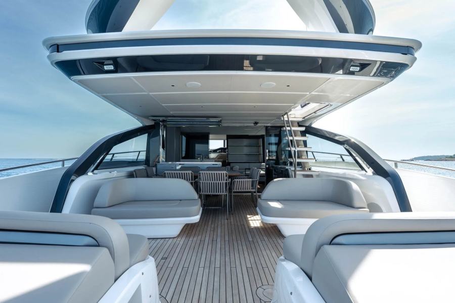 Princess S80 (25.4 m, 2025) in vendita (9)