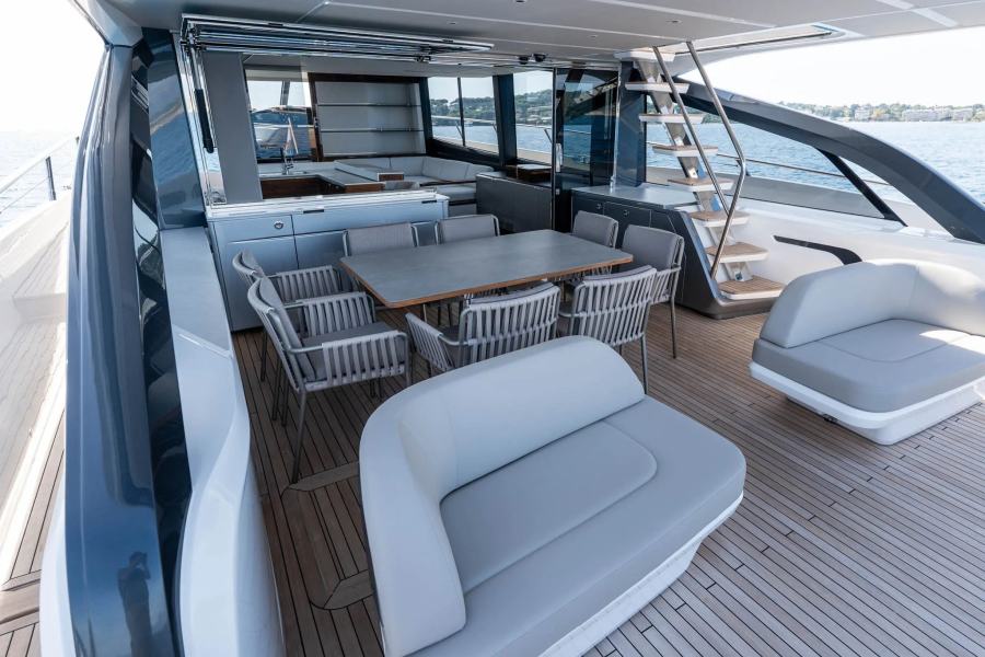 Princess S80 (25.4 m, 2025) in vendita (12)