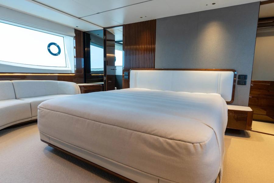 Princess S80 (25.4 m, 2025) in vendita (25)