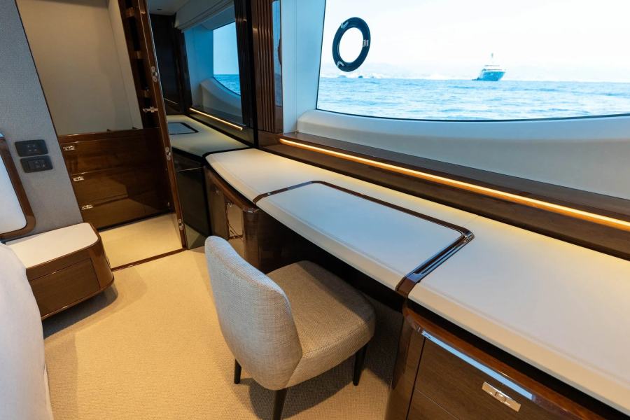Princess S80 (25.4 m, 2025) in vendita (26)