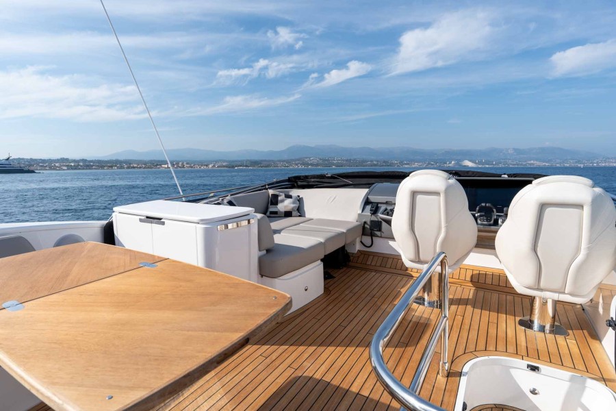 Princess F50 (15.7 m, 2023) à vendre en France (11)