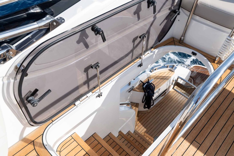 Princess F50 (15.7 m, 2023) à vendre en France (13)