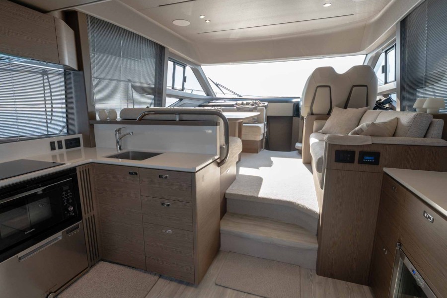 Princess F50 (15.7 m, 2023) à vendre en France (19)