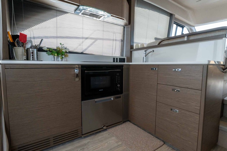 Princess F50 (15.7 m, 2023) à vendre en France (20)