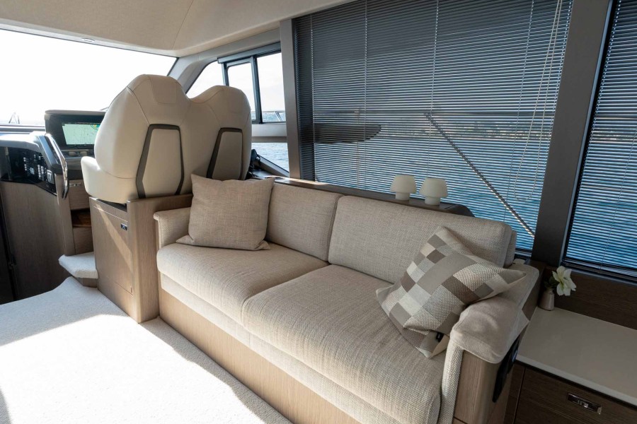 Princess F50 (15.7 m, 2023) à vendre en France (24)