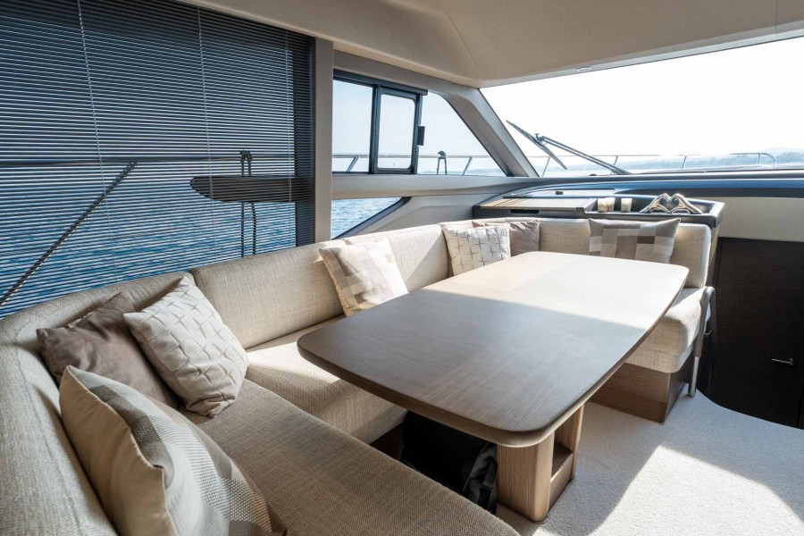 Princess F50 (15.7 m, 2023) à vendre en France (26)