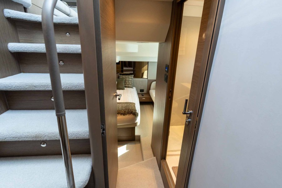 Princess F50 (15.7 m, 2023) à vendre en France (29)
