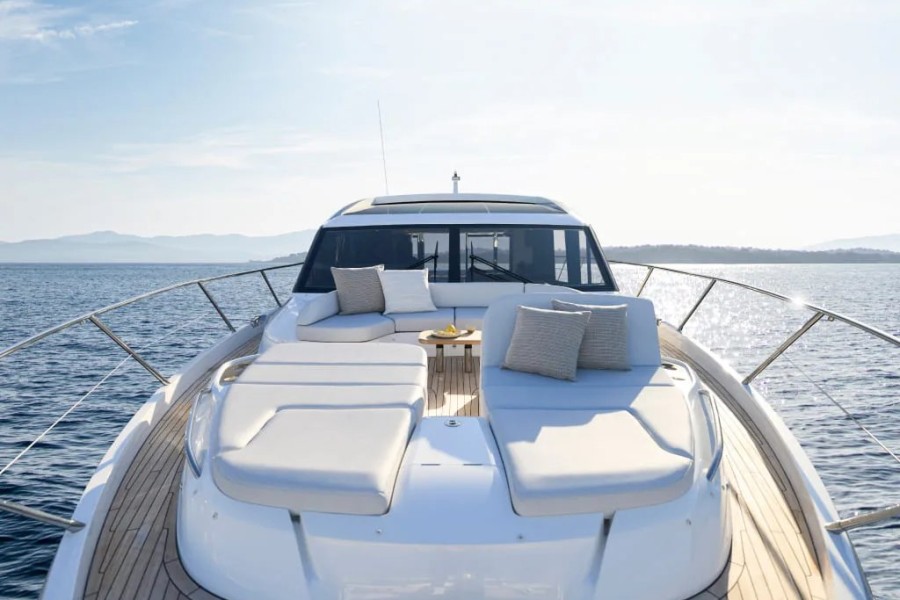 Princess V65 (20.32 m, New) for Sale (3)