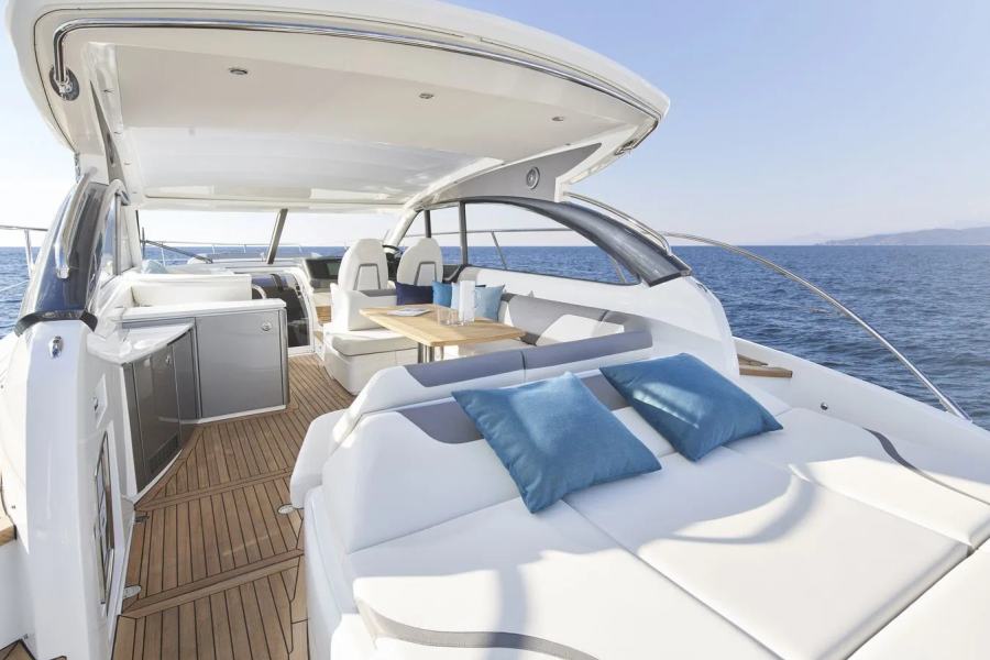 Princess V50 (15.49 m, New) for Sale (20)