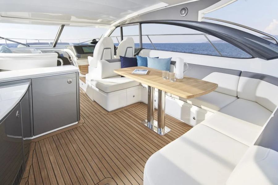 Princess V50 (15.49 m, New) for Sale (21)