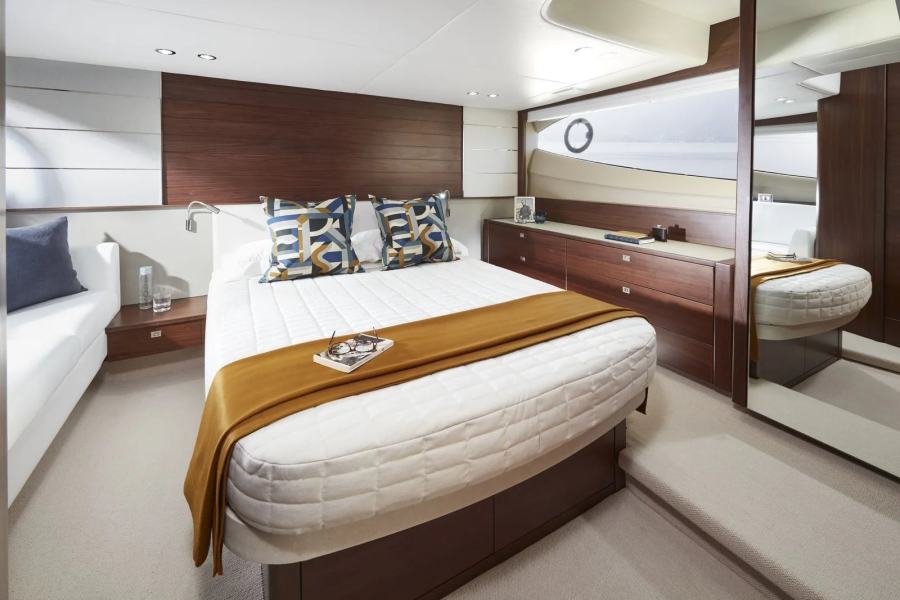 Princess V50 (15.49 m, New) for Sale (22)