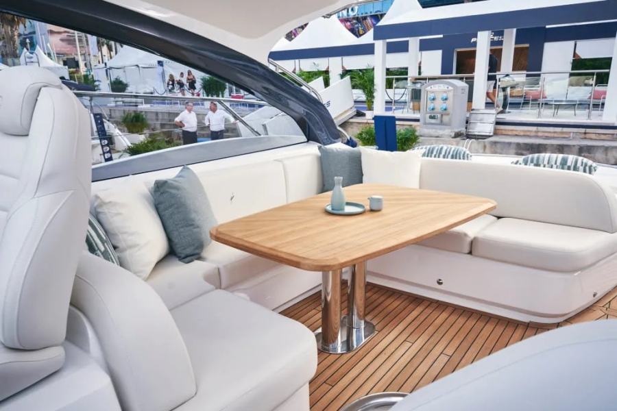 Princess V50 Open (15.49 m, New) for Sale (13)
