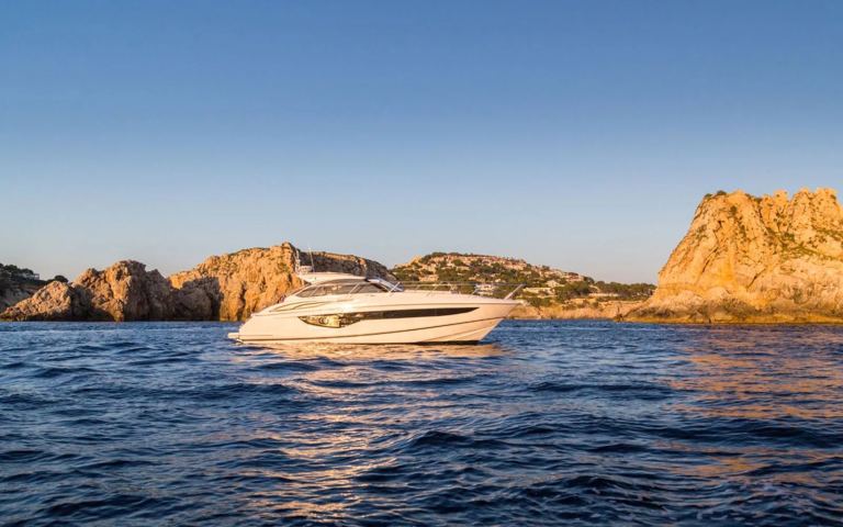 Princess V40 (12.98 m, Nuovo) in vendita (2)