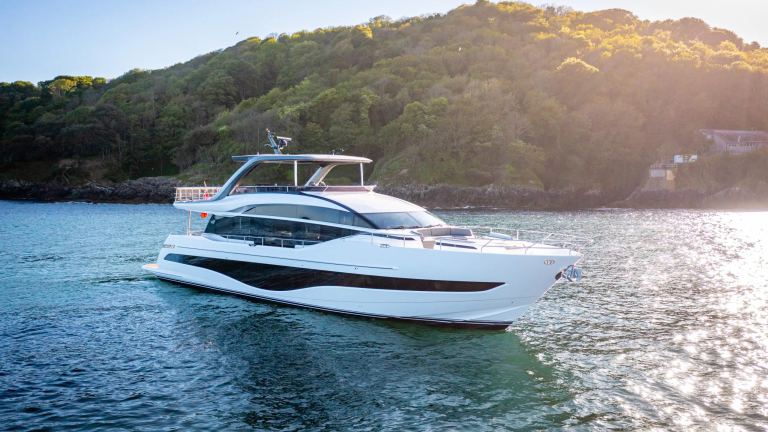 Princess Y85 (26.2 m, New) for Sale (2)