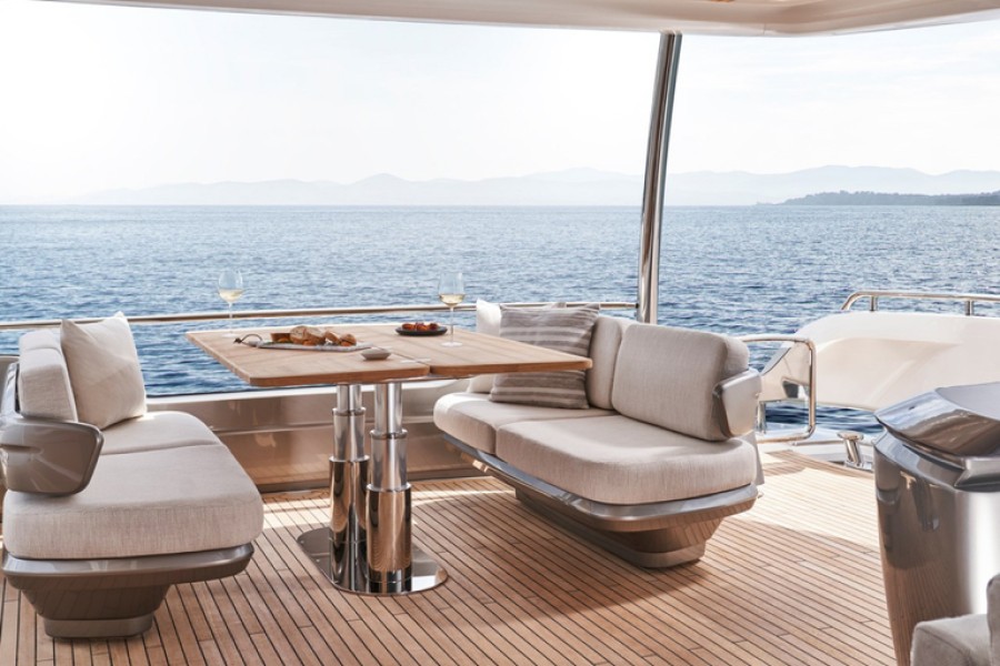 Princess Y85 (26.2 m, New) for Sale (8)