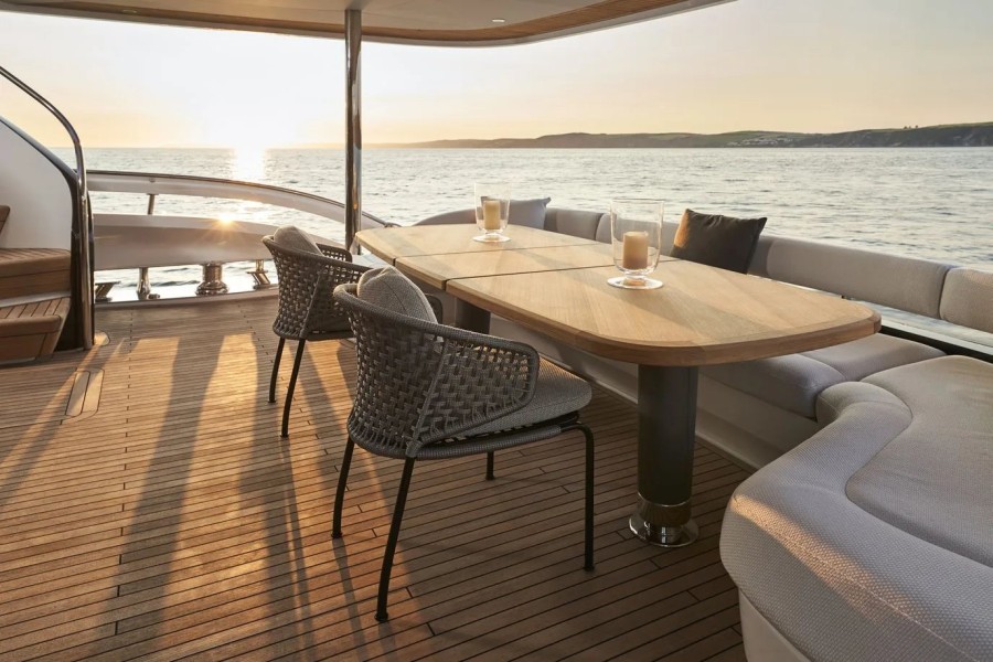 Princess X95 (29.11 m, New) for Sale (7)