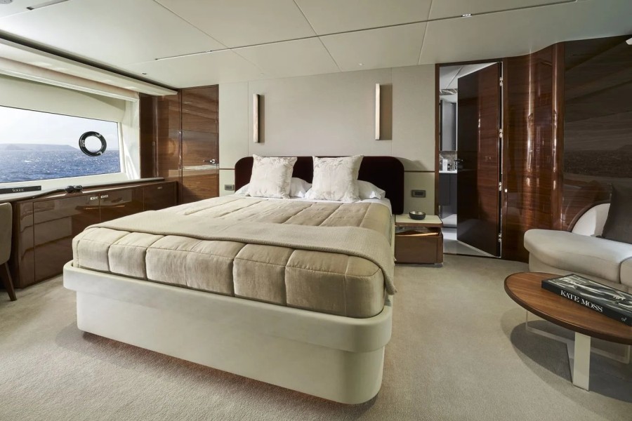 Princess X95 (29.11 m, New) for Sale (31)