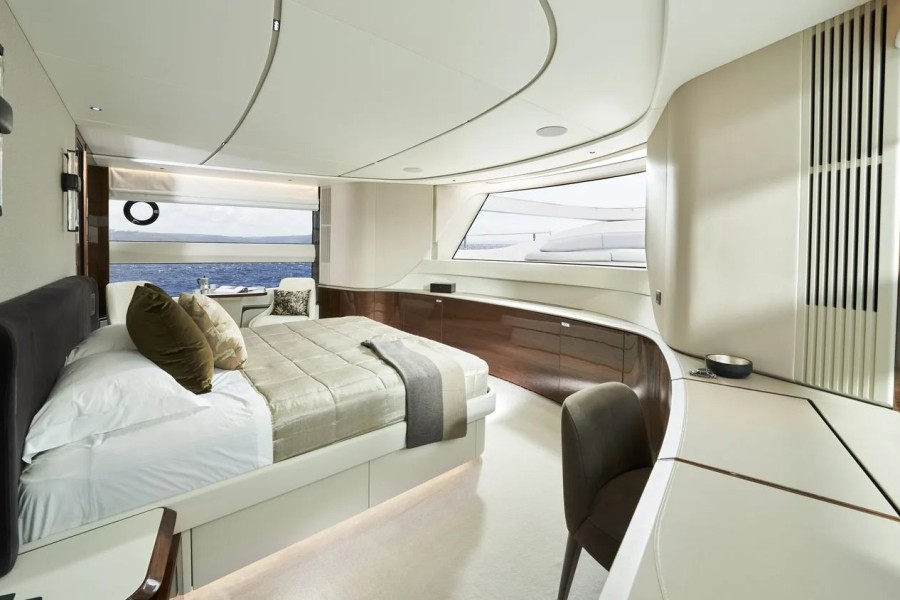 Princess X95 (29.11 m, New) for Sale (32)