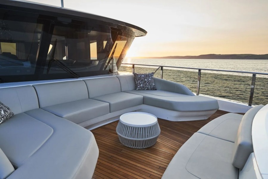 Princess X95 (29.11 m, New) for Sale (44)