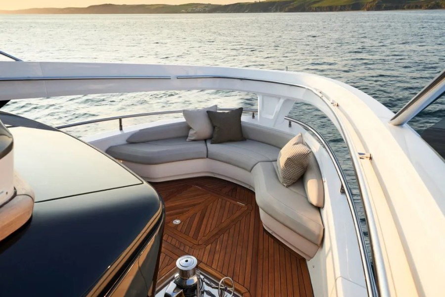 Princess X95 (29.11 m, New) for Sale (47)