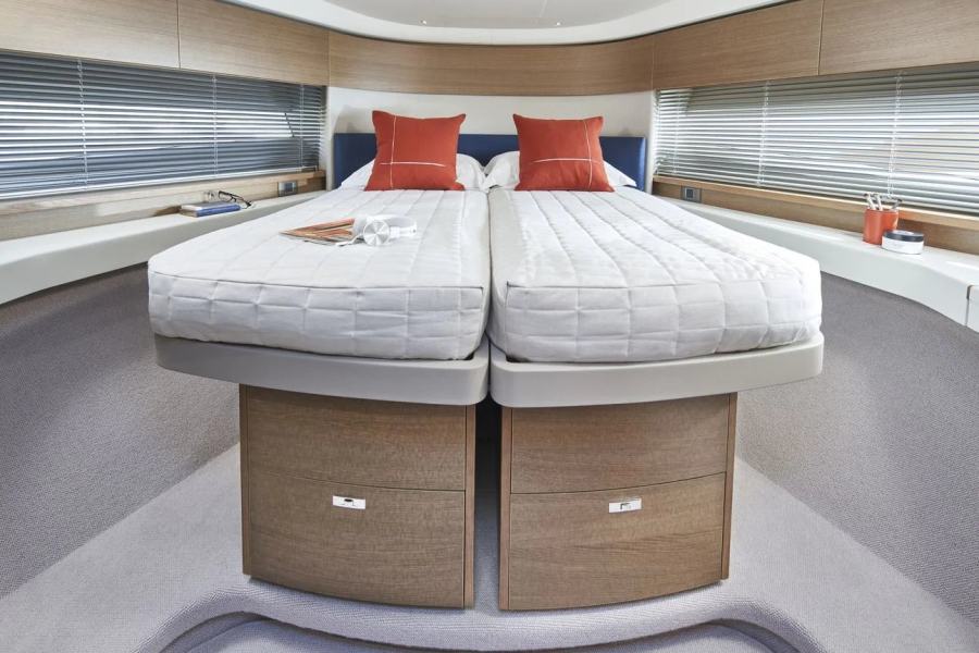 Princess F45 (14.15 m, New) for Sale (16)