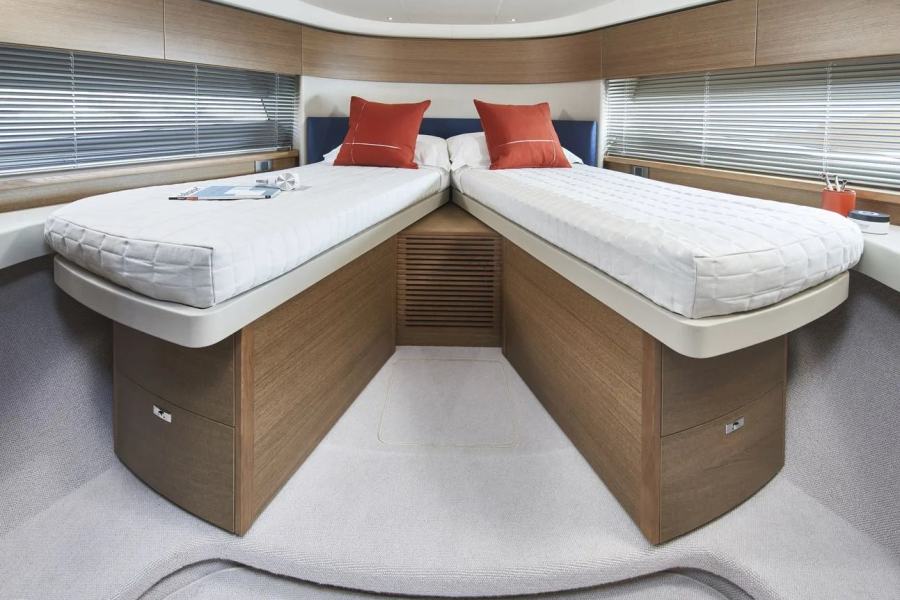 Princess F45 (14.15 m, New) for Sale (17)