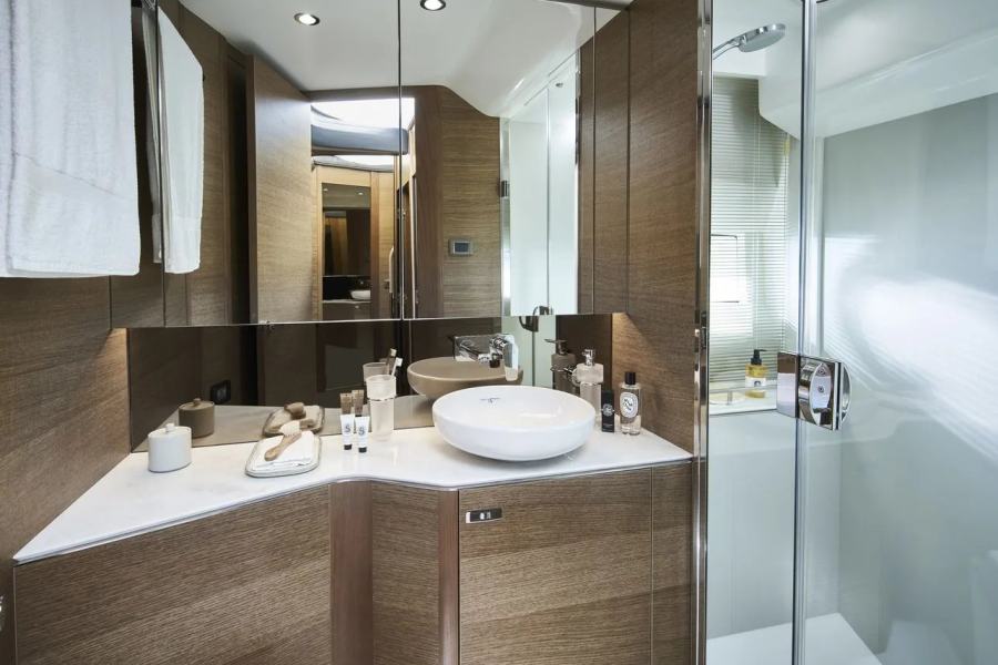 Princess F45 (14.15 m, New) for Sale (18)