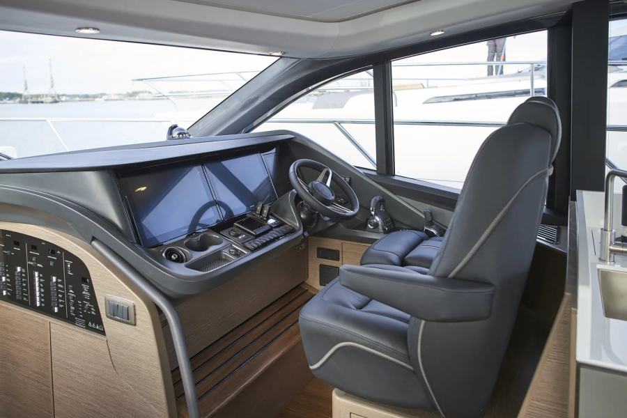 Princess V55 (17.81 m, Neuf) à vendre (10)