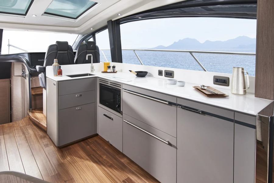 Princess V55 (17.81 m, Neuf) à vendre (11)