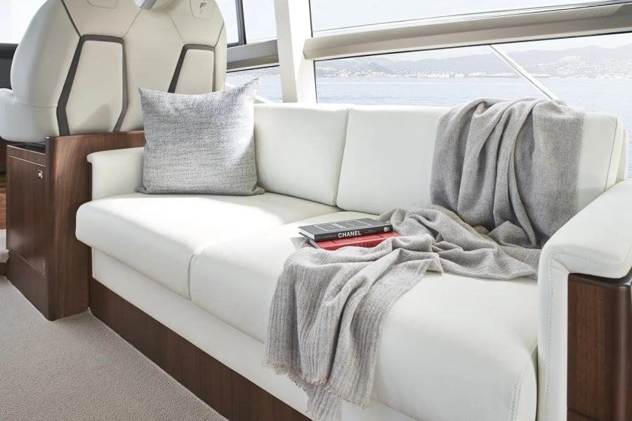 Princess F50 (15.56 m, Neuf) à vendre (12)