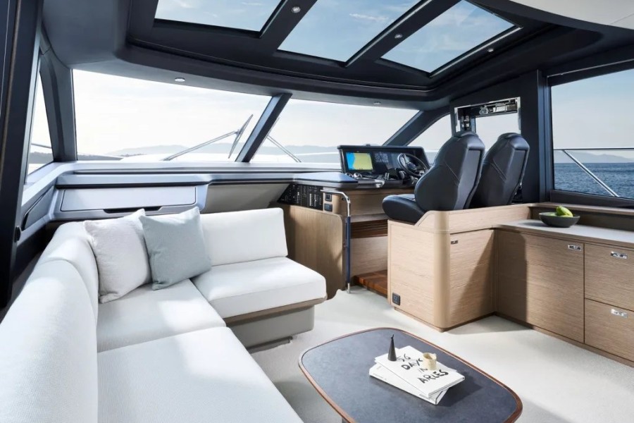 Princess S65 (20.32 m, Neuf) à vendre (9)