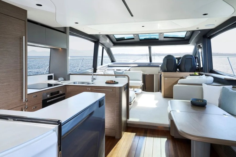 Princess S65 (20.32 m, Neuf) à vendre (11)