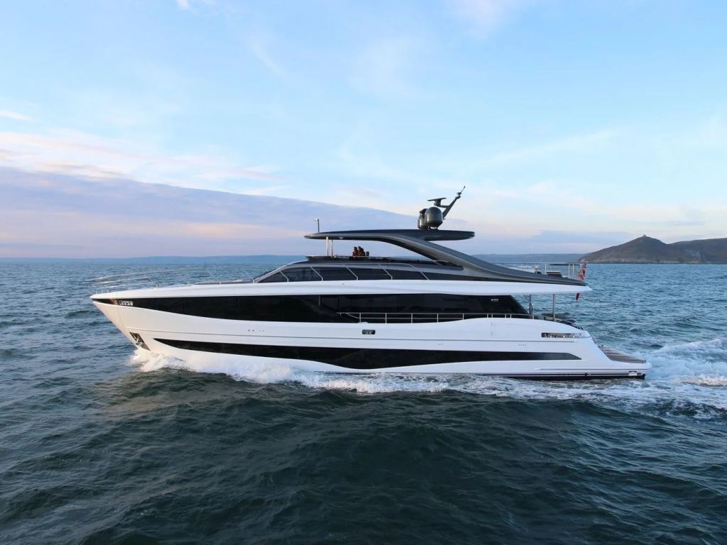 Princess Y95 (29.1 m, Neuf) à vendre (1)