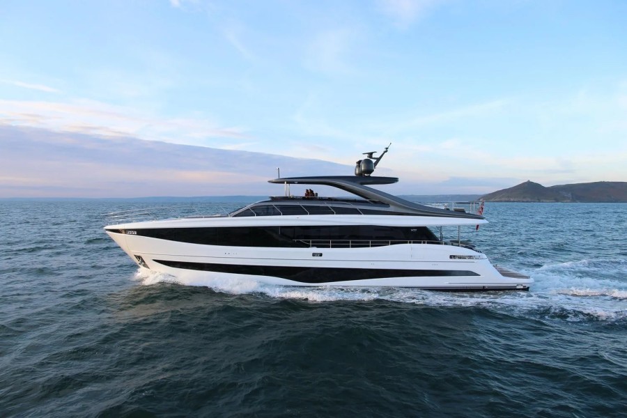 Princess Y95 (29.1 m, Neuf) à vendre (1)
