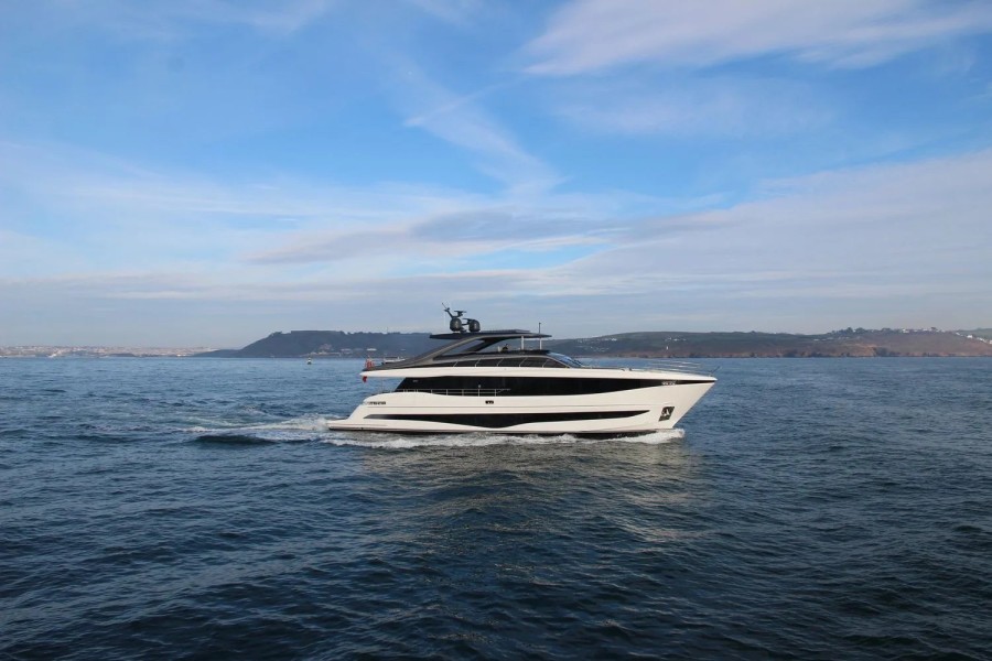 Princess Y95 (29.1 m, Neuf) à vendre (2)