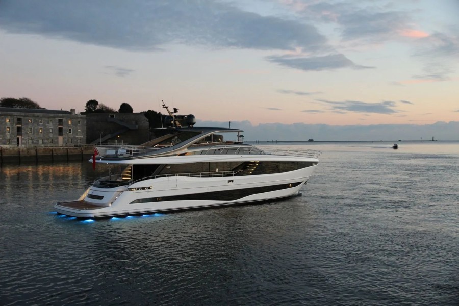 Princess Y95 (29.1 m, Neuf) à vendre (3)