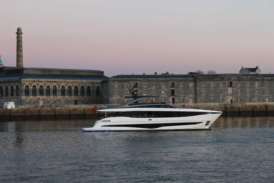 Princess Y95 (29.1 m, Neuf) à vendre (4)