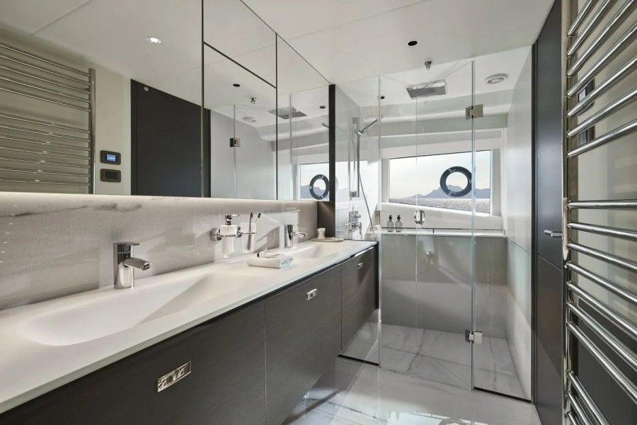 Princess Y95 (29.1 m, Neuf) à vendre (14)